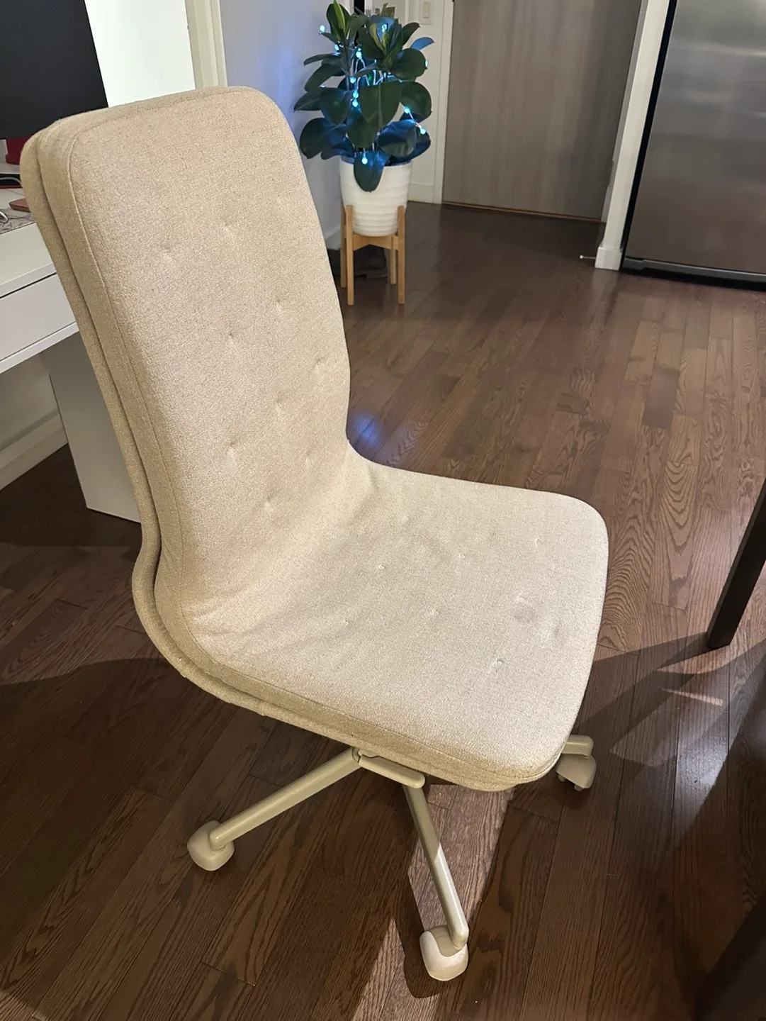 IKEA Office Chair image indicator(3)