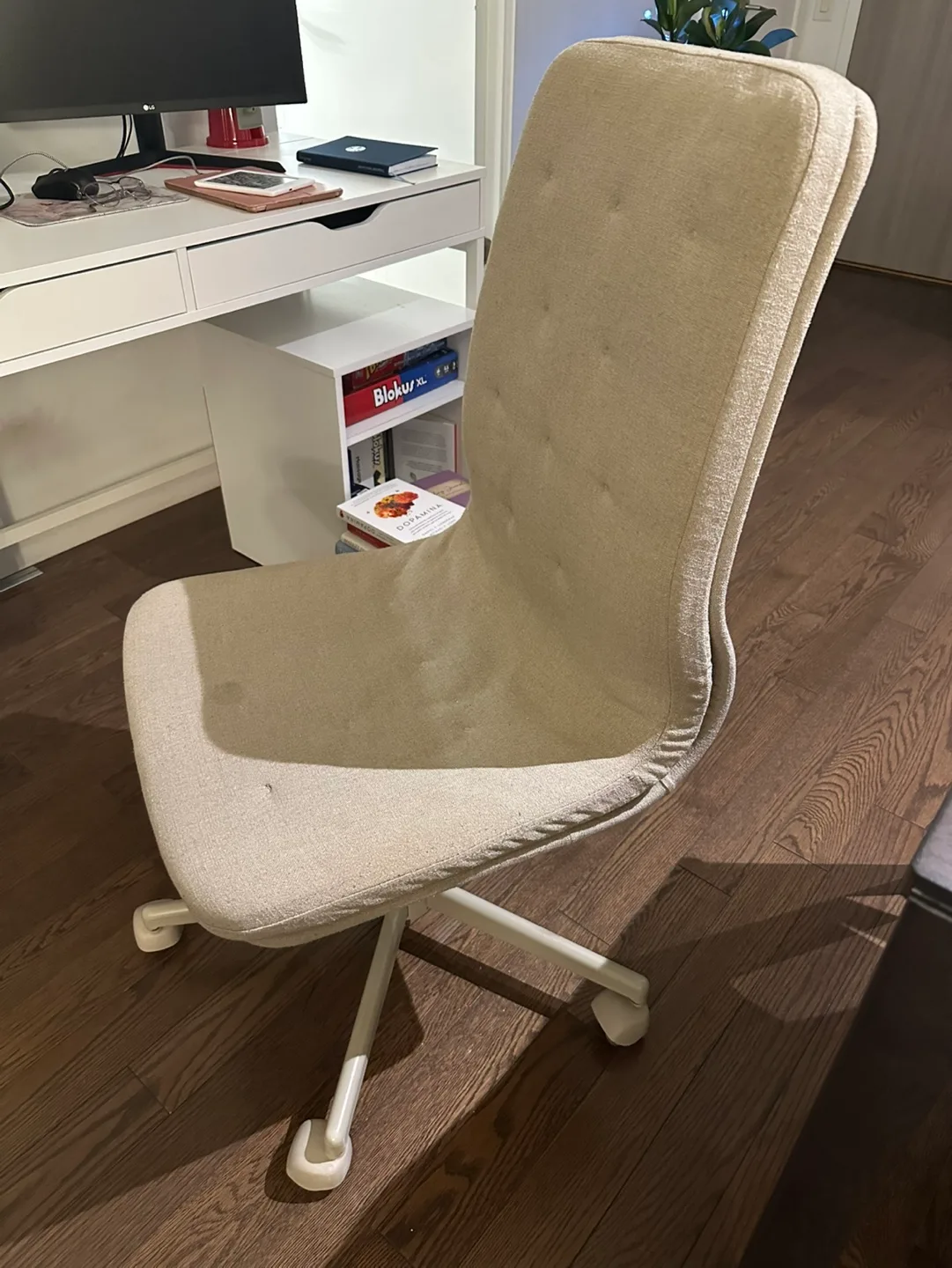 IKEA Office Chair image indicator(2)