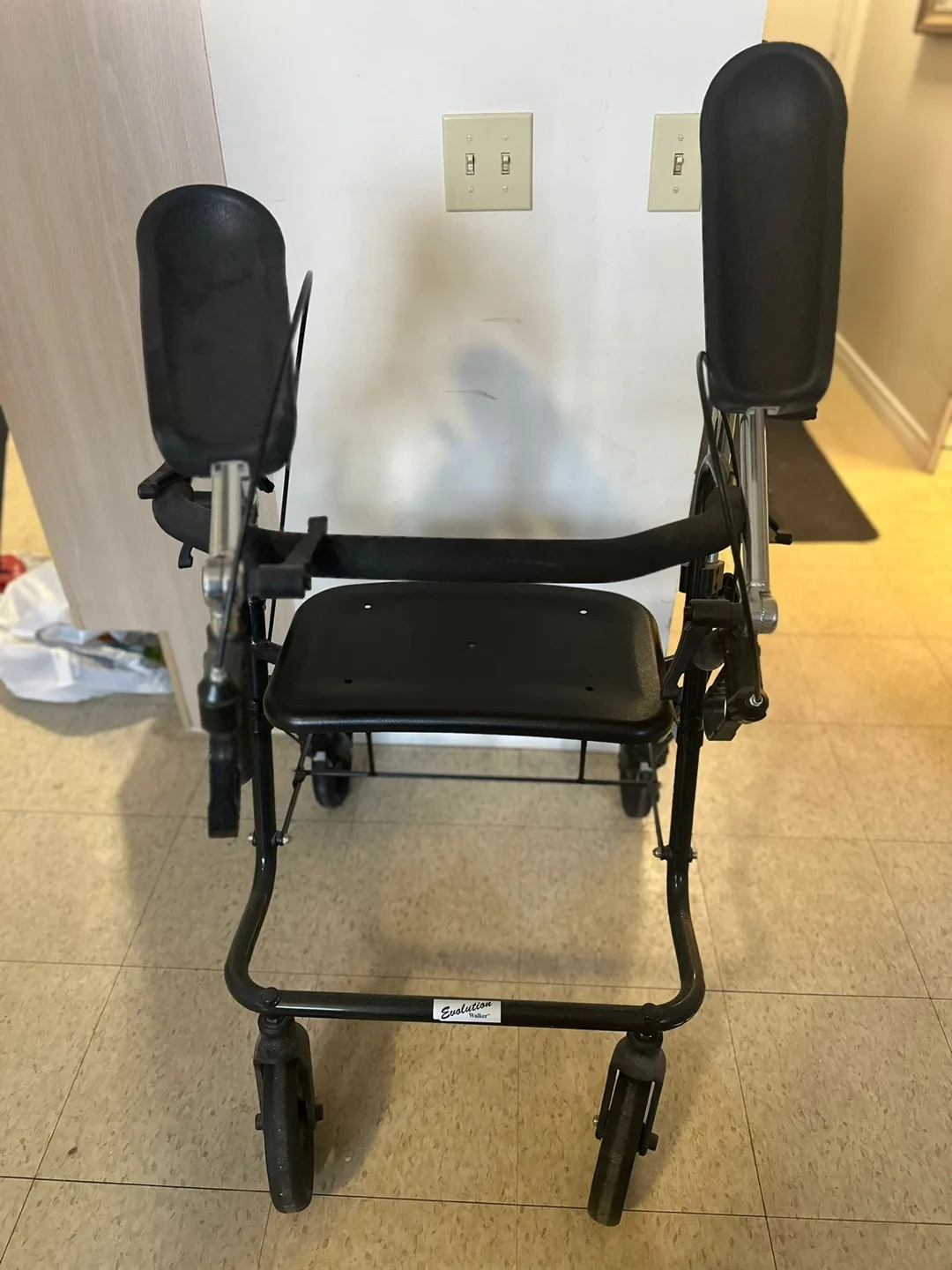 Rollator Walker with Seat image indicator(2)