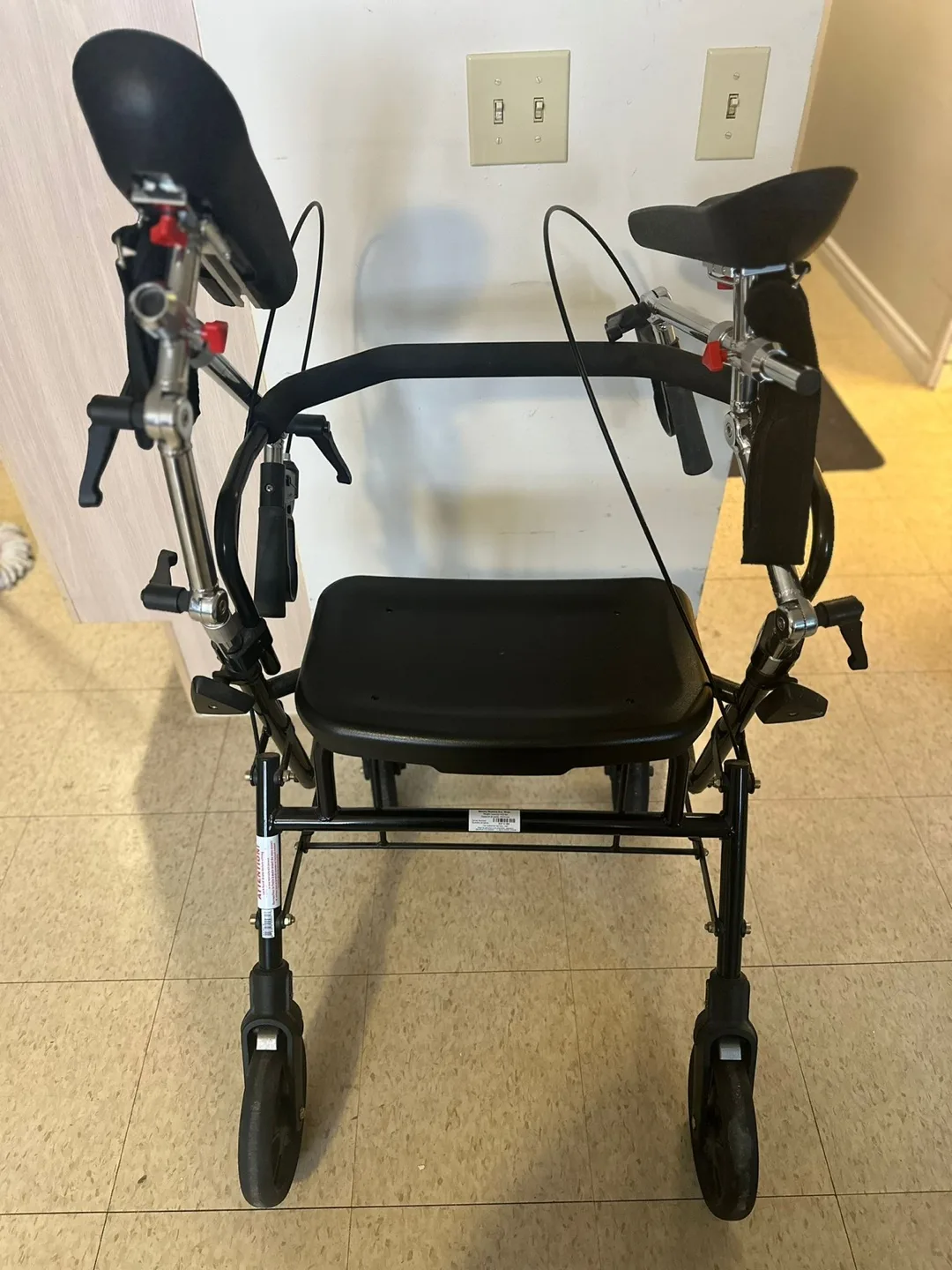 Rollator Walker with Seat image indicator(4)