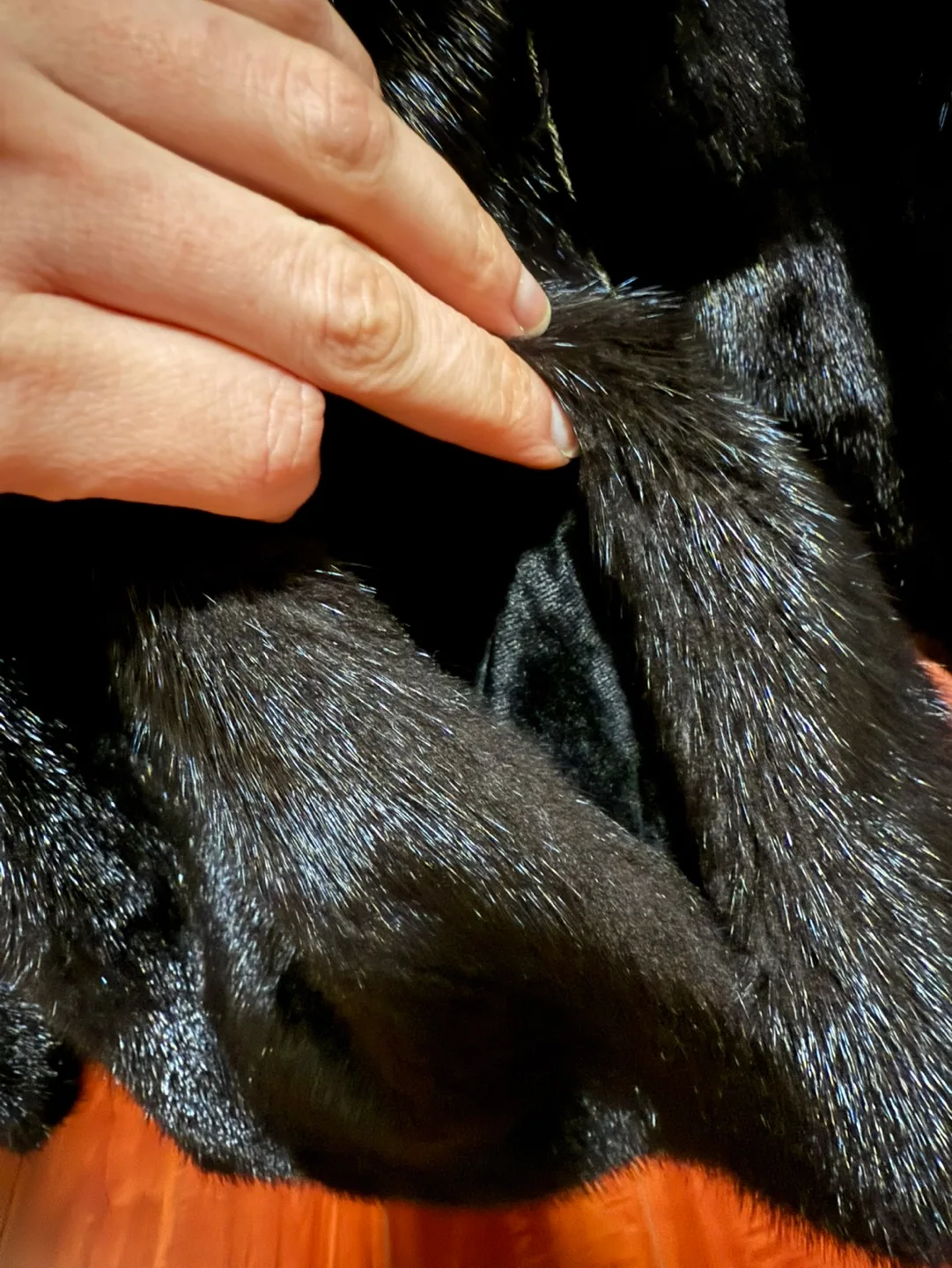 XS/S real mink short hooded jacket image indicator(5)