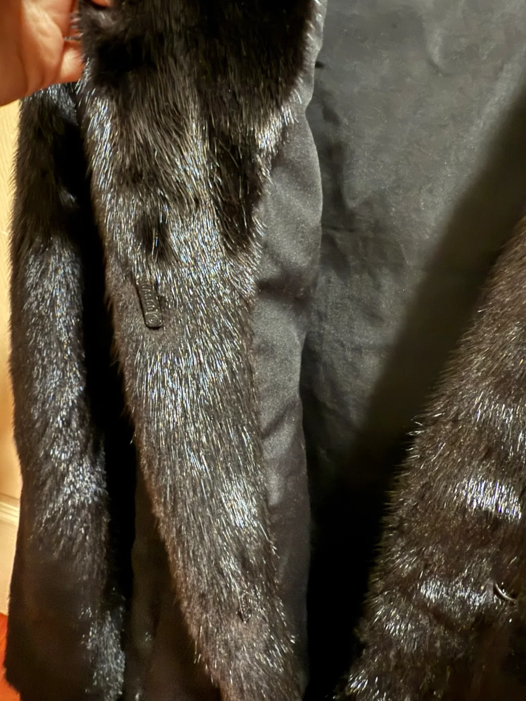 XS/S real mink short hooded jacket image indicator(3)