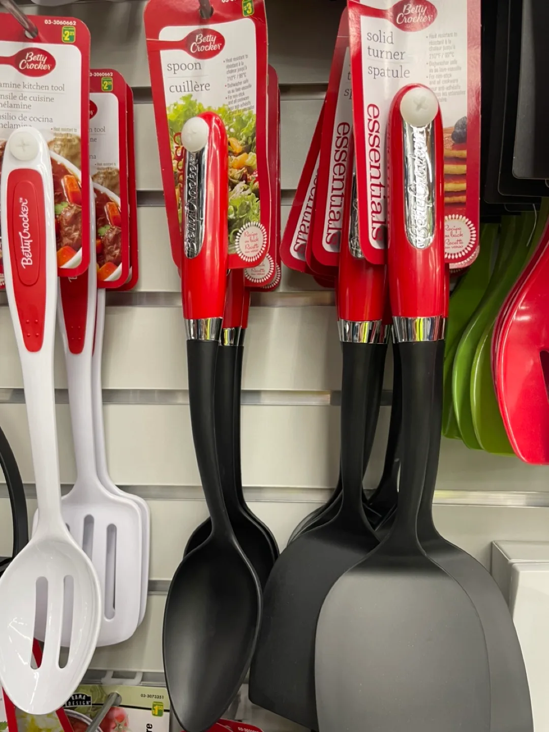 Today urgent move Sale new/ used 3 bedroom image indicator(10)