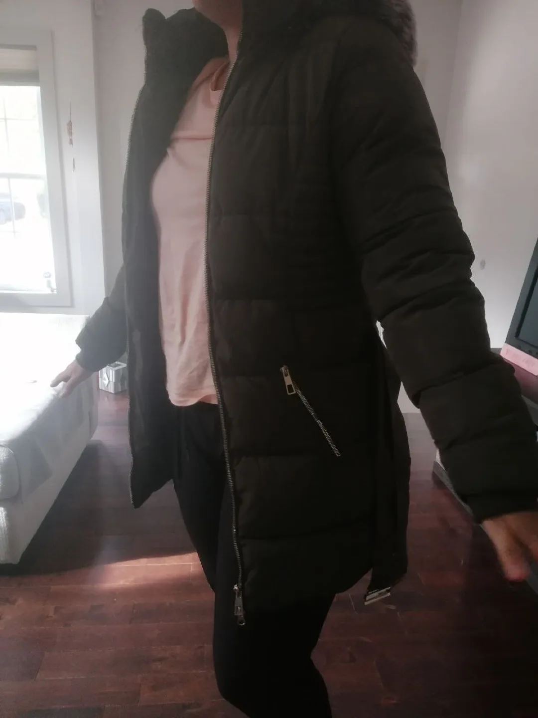 YMI Green Puffer Jacket with Faux Fur Hood image indicator(5)