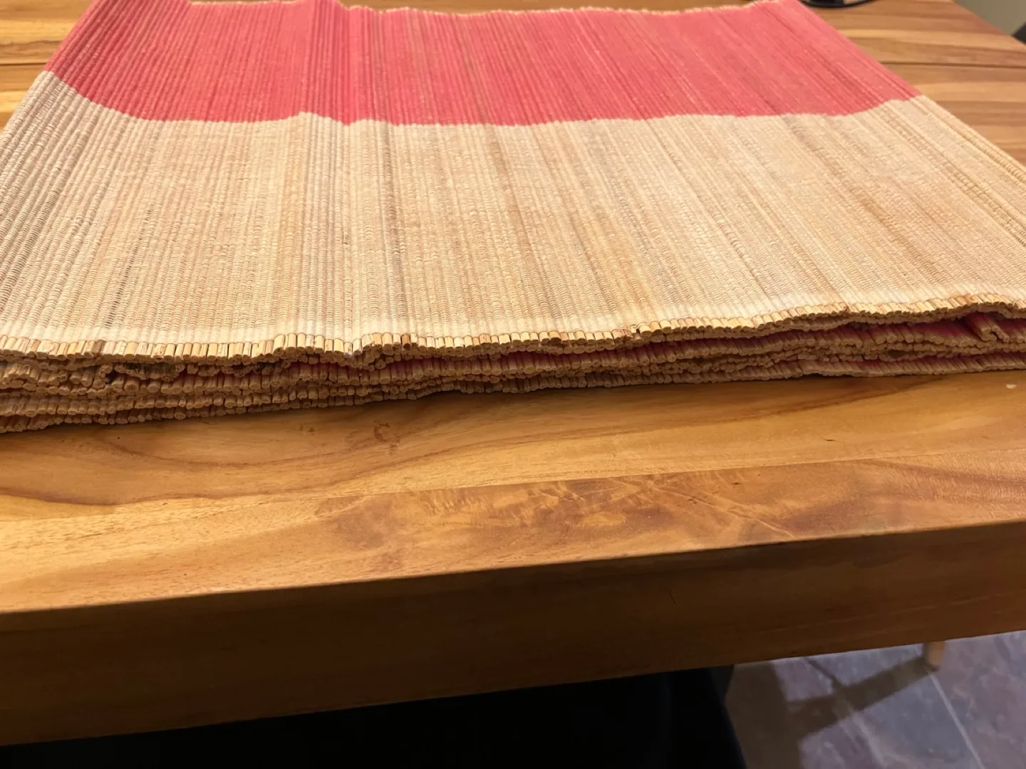 Set of 8 Bamboo Placemats and 2 runners image indicator(3)