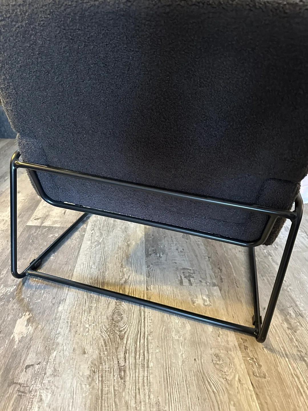 Grey Armchair with Black Legs image indicator(3)
