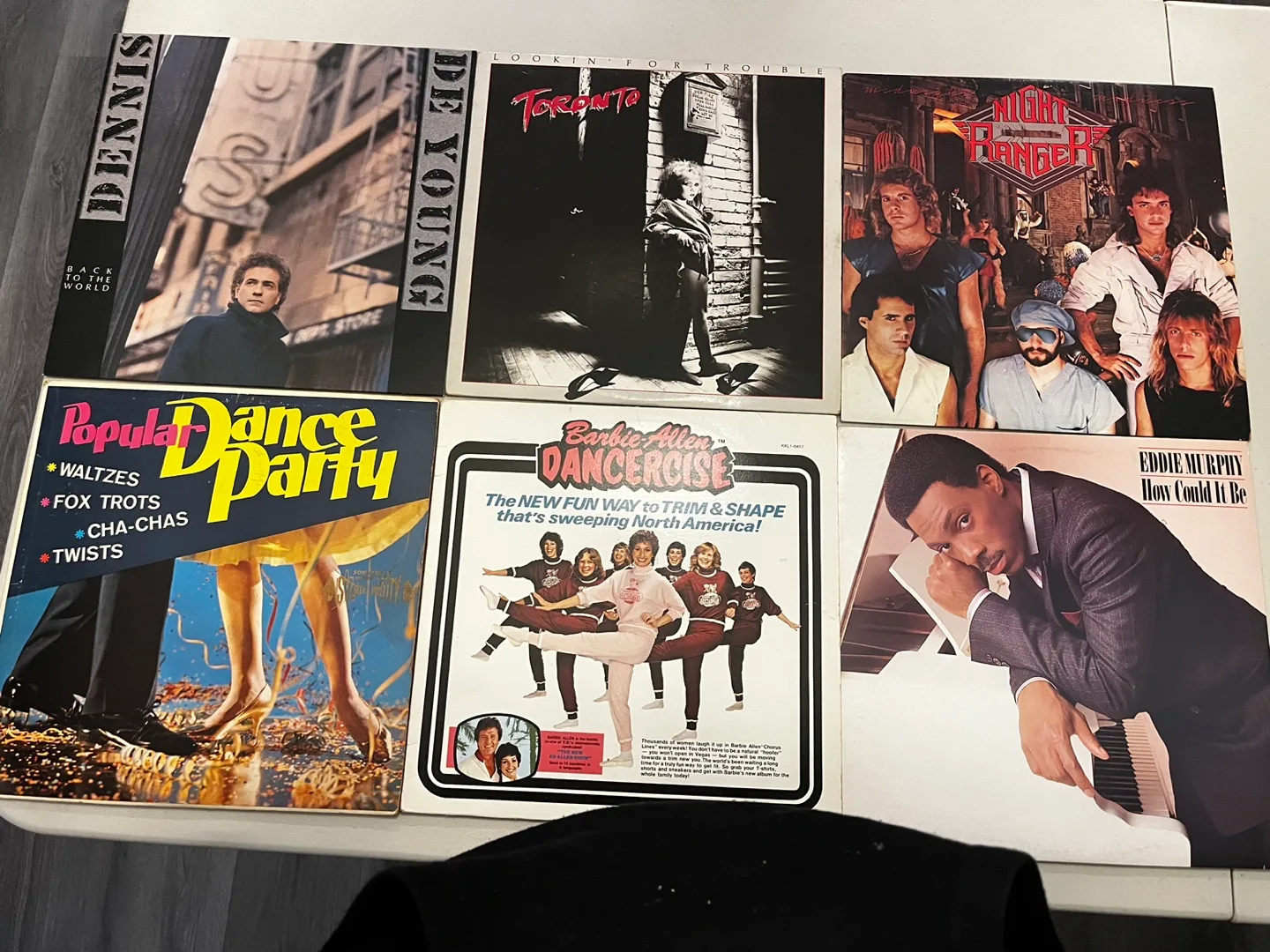 29 Vinyl Records image indicator(4)