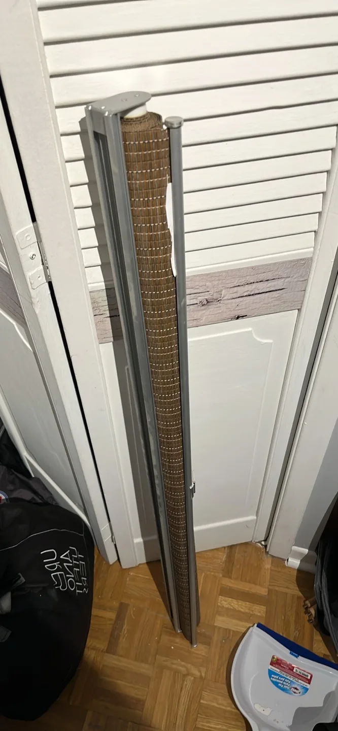 Discontinued IKEA Busktofell cordless roller bamboo/wood blinds image indicator(3)