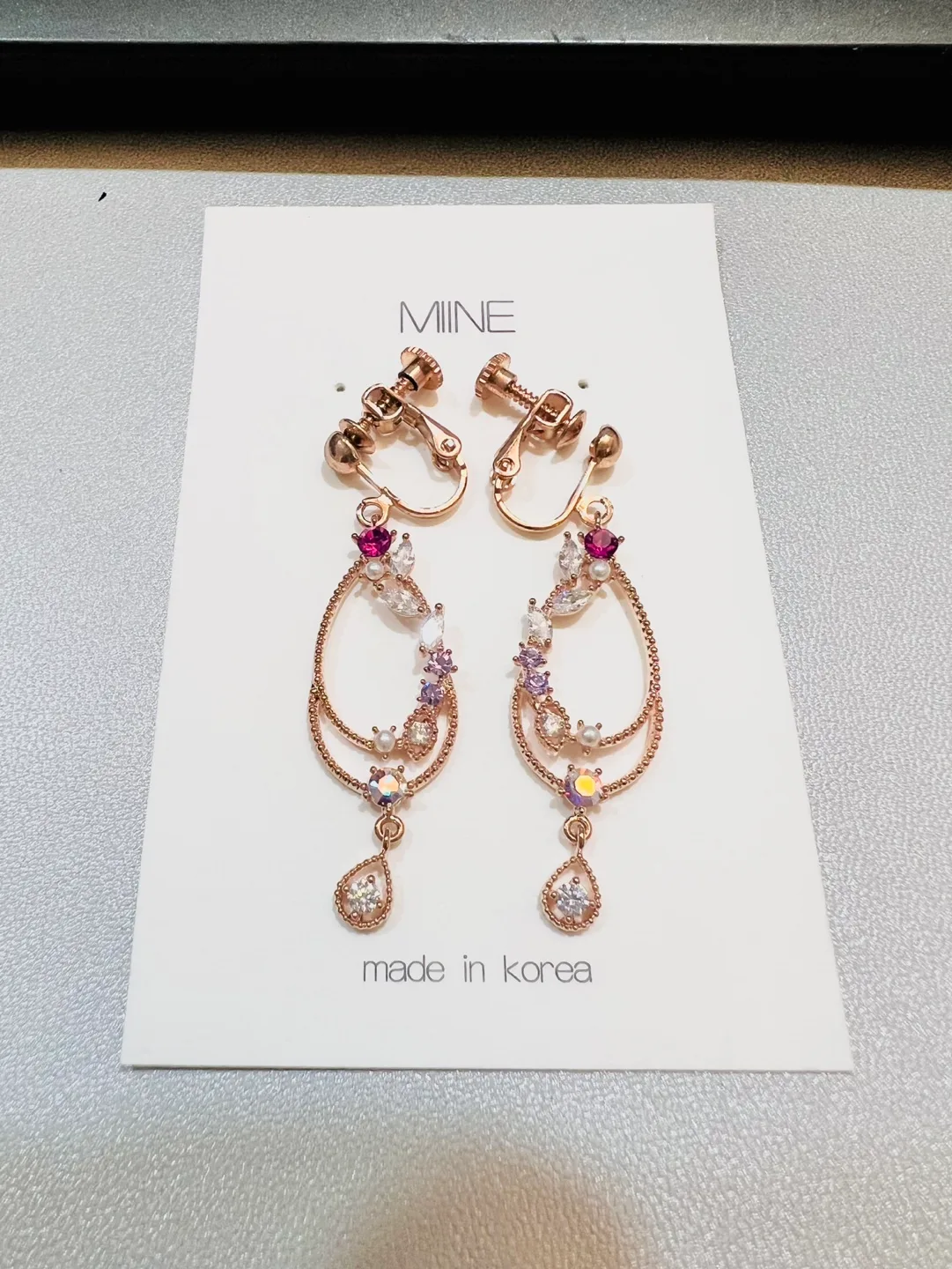 Gold Tone Crystal Clip On Earrings image indicator(2)