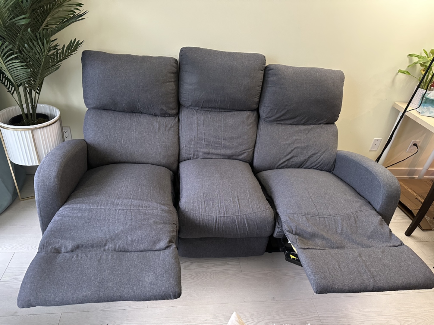 Reclining Sofa - photo 3
