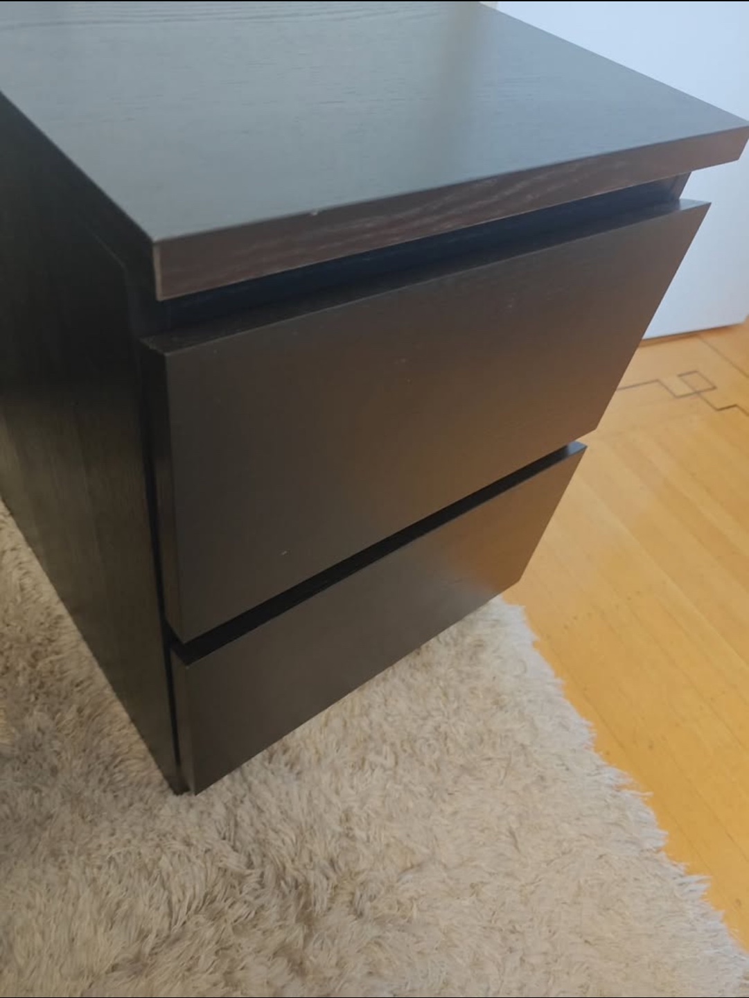 IKEA MALM nightstand - photo 2