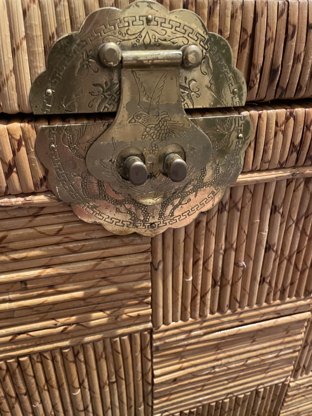 Vintage Chinoiserie Rattan and Reed Storage Trunk - photo 4