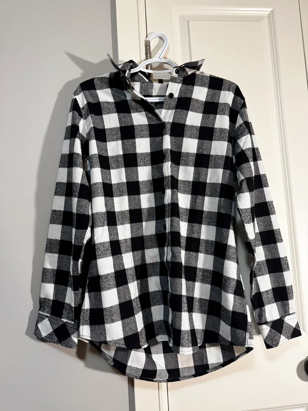 Black and White Plaid Flannel Shirt image indicator(6)