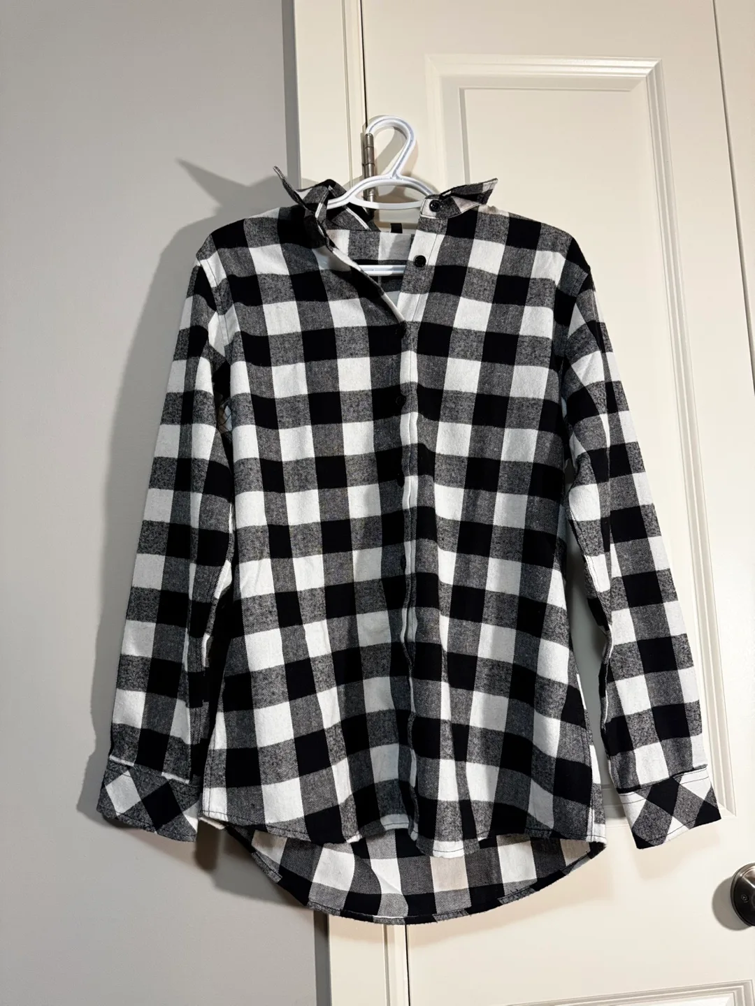 Black and White Plaid Flannel Shirt image indicator(7)