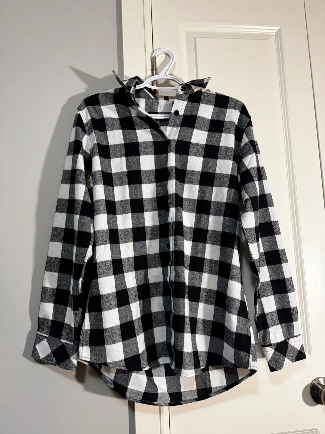 Black and White Plaid Flannel Shirt image indicator(8)