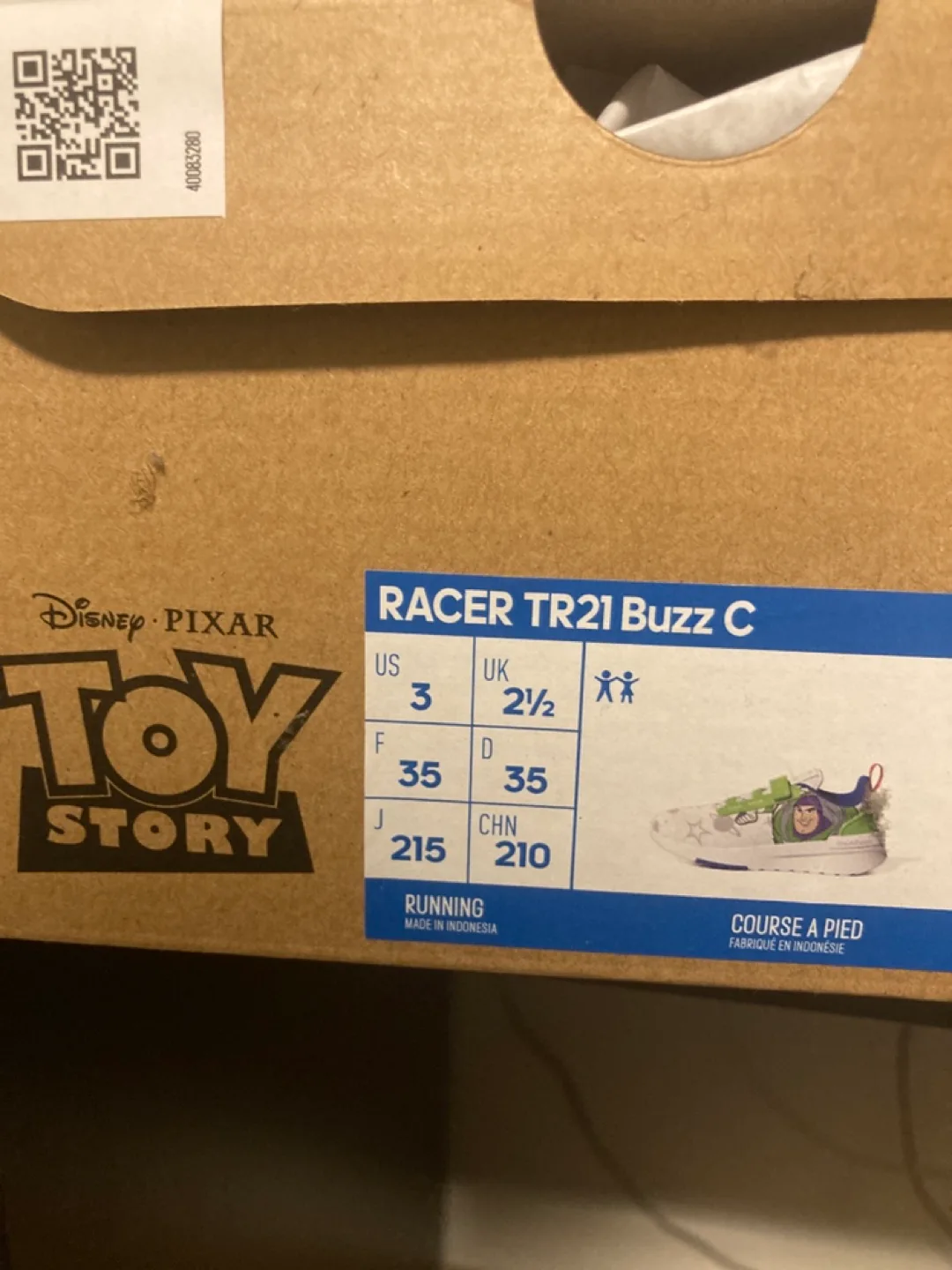 Bread new in box kids running shoes image indicator(2)
