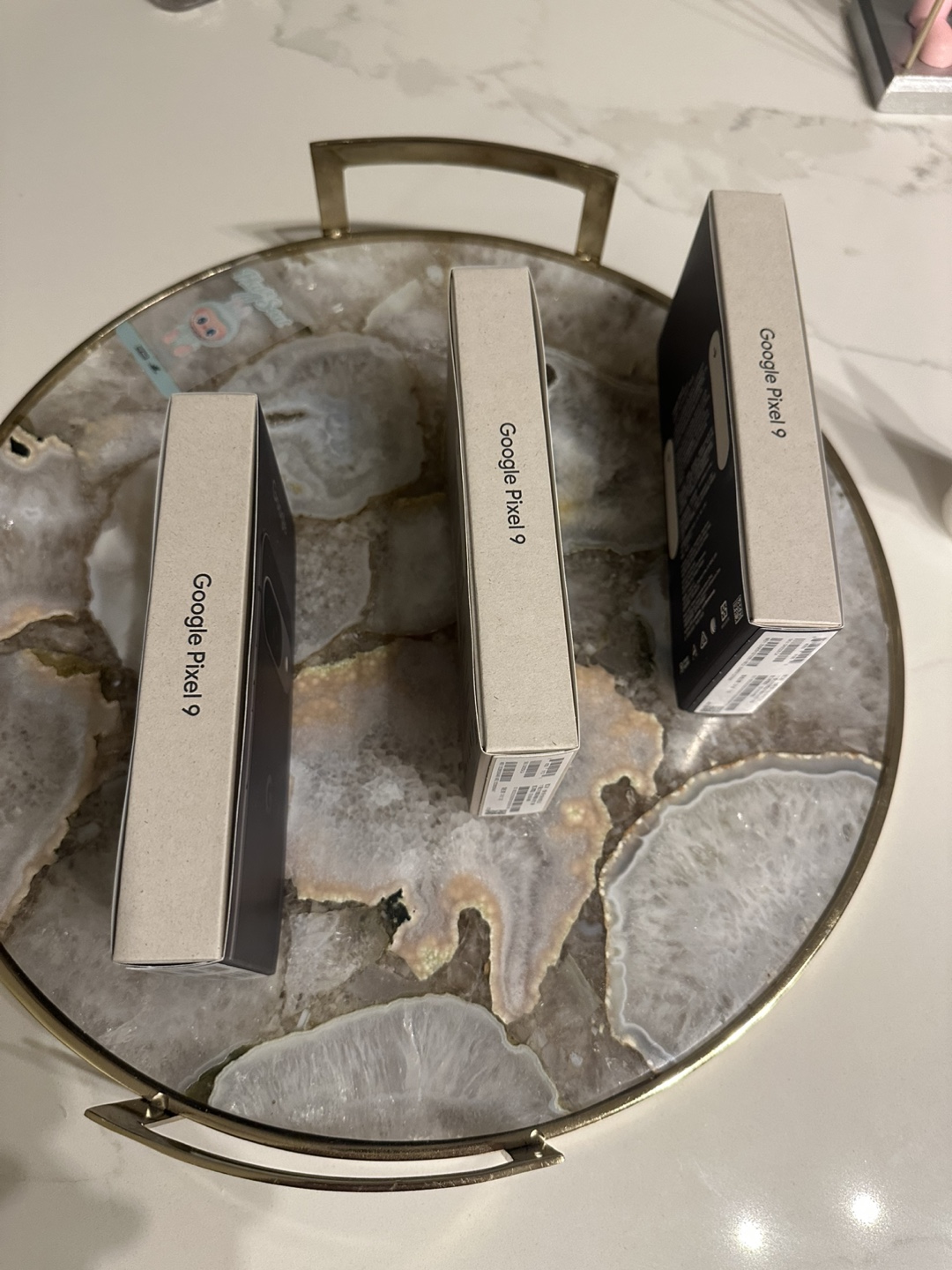 Google Pixel 9 Brand New Sealed Box - photo 2