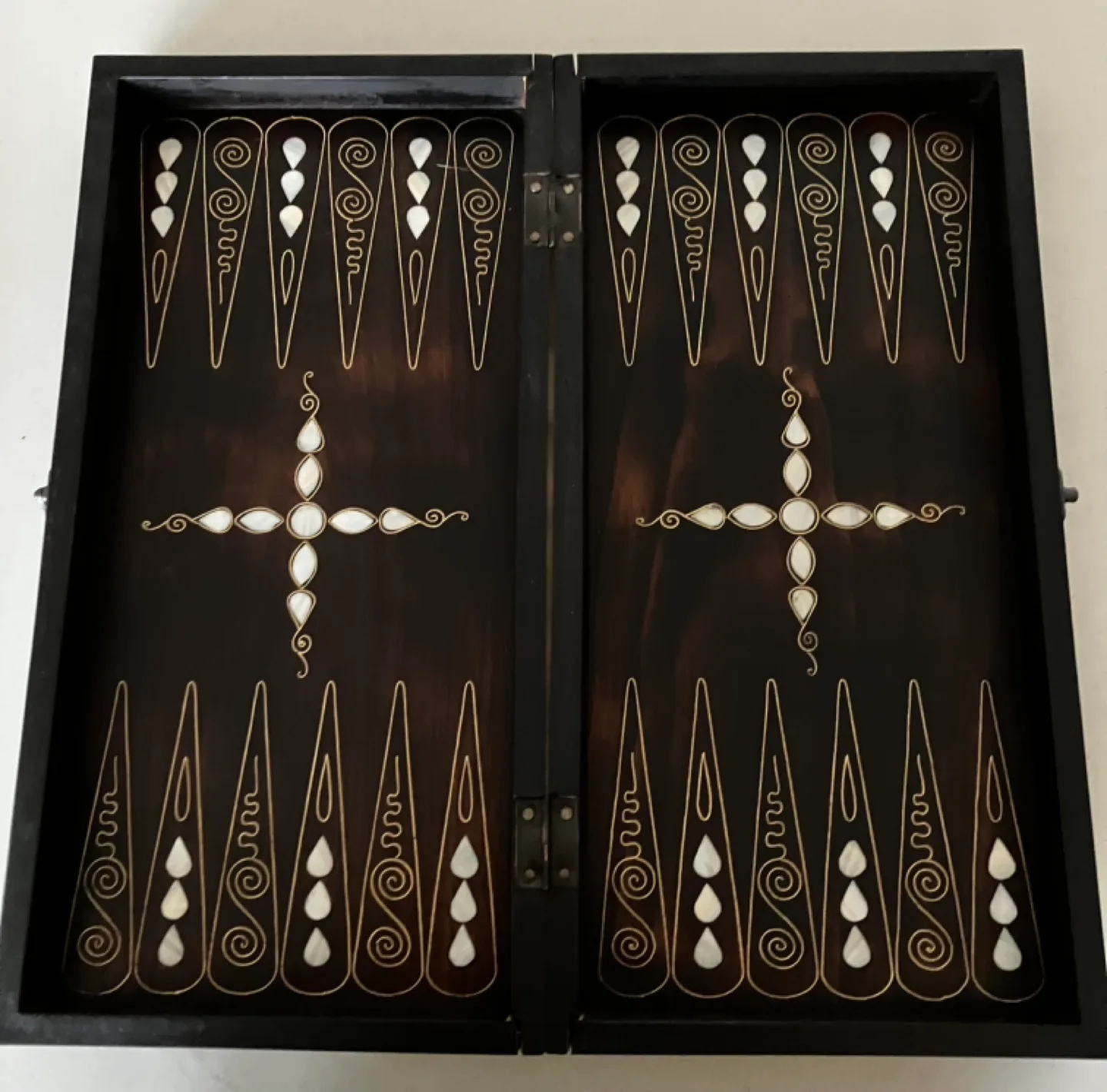 Backgammon and Checkers Set image indicator(2)