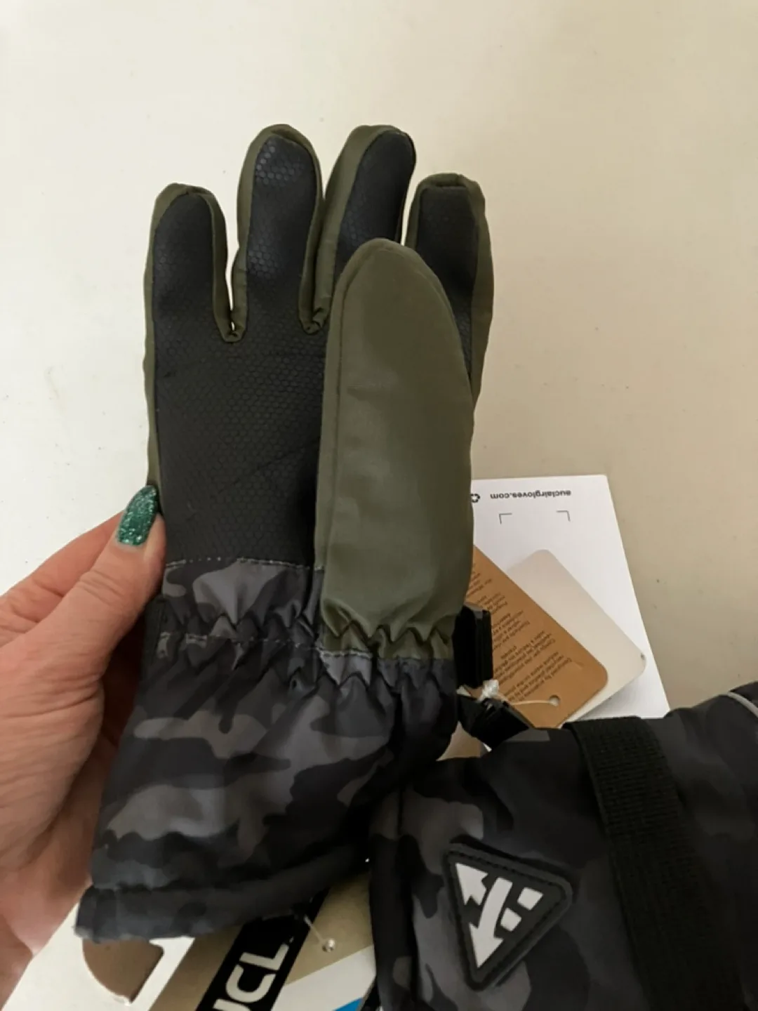 Auclair Kids' Snowstorm Gloves - Camo - Size M/M image indicator(4)