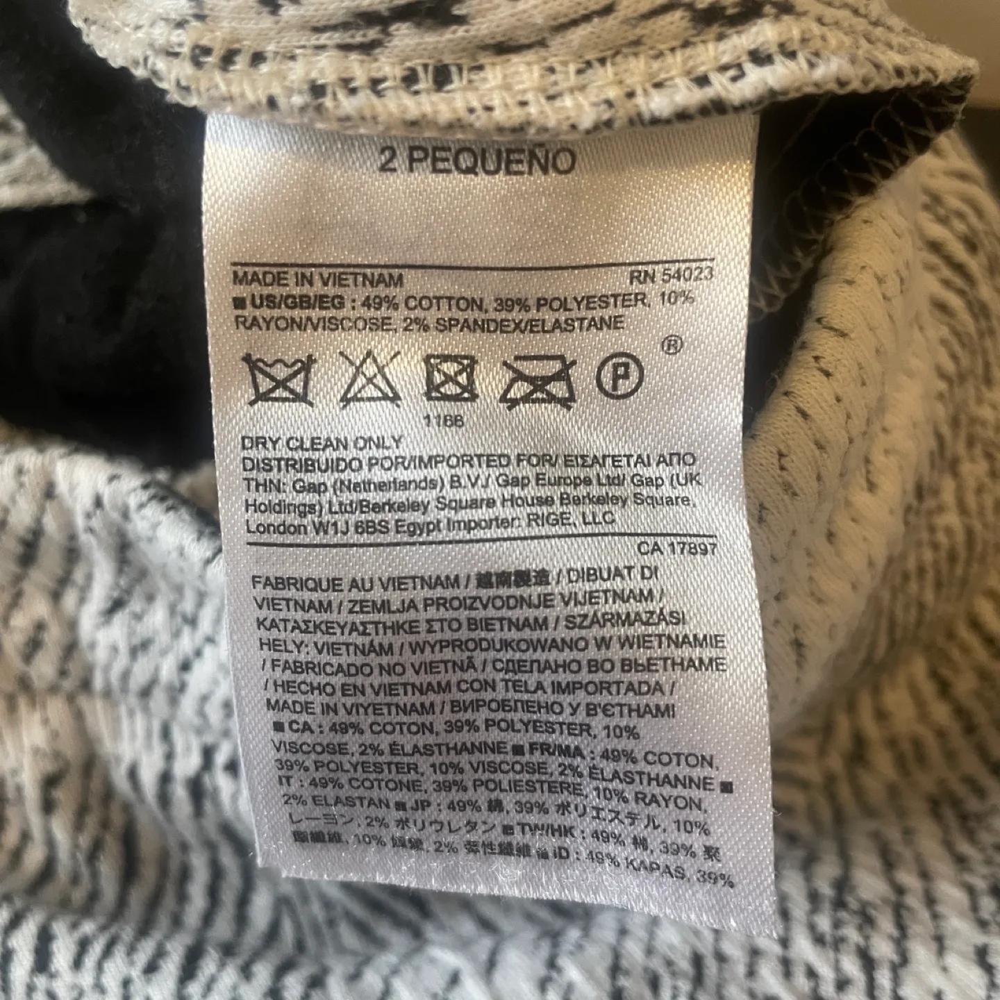 Banana Republic Jacquard Flared Skirt Size 2 Petite image indicator(7)