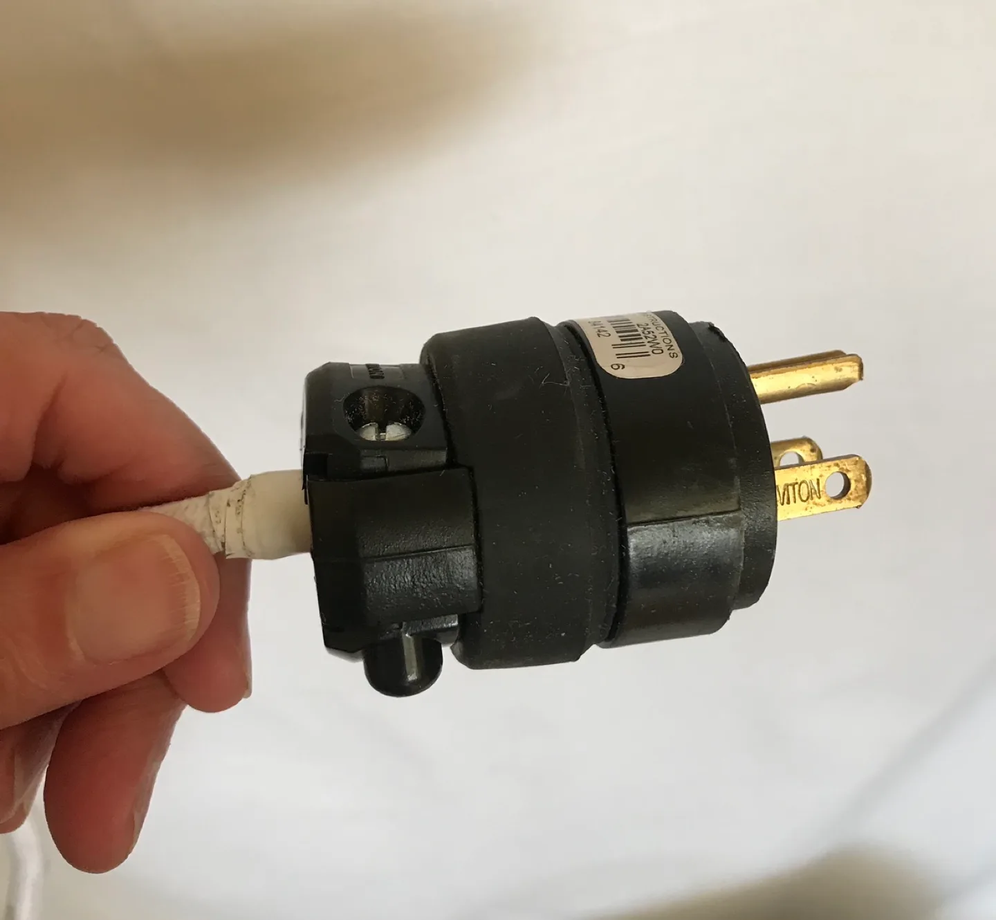 TWO (new in box) Project Source 1 Light Pendant image indicator(4)