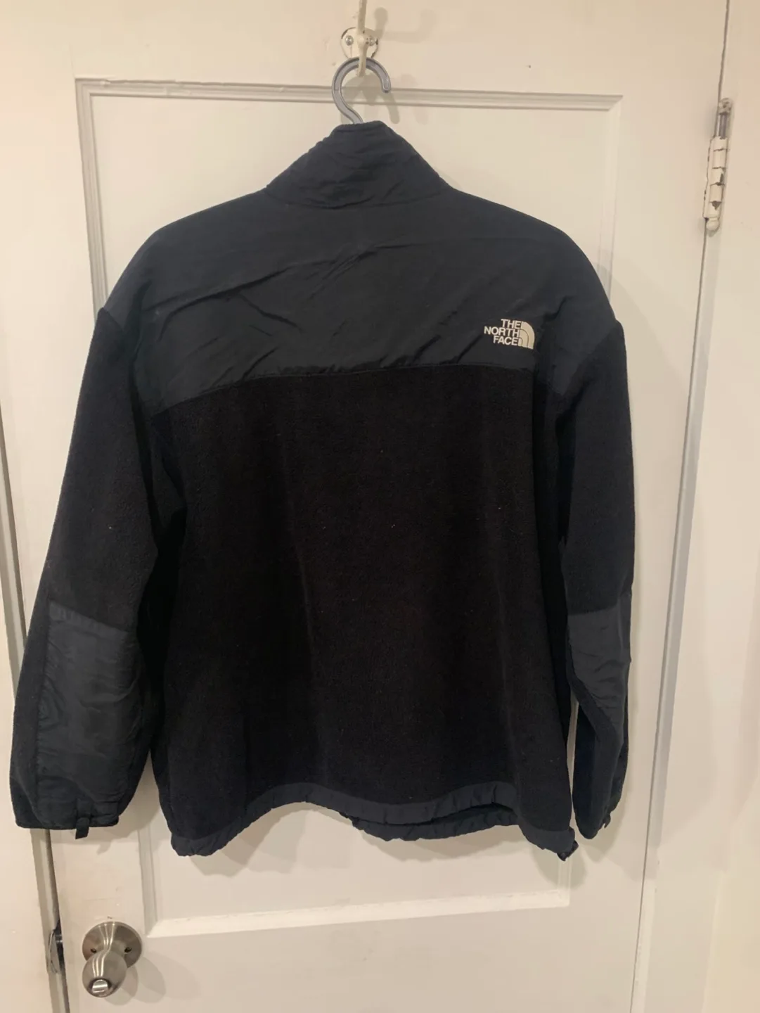North Face Fleece Size Large image indicator(4)
