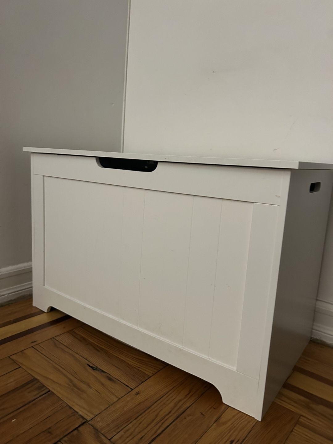 White Toy Chest with Hinged Lid - photo 2