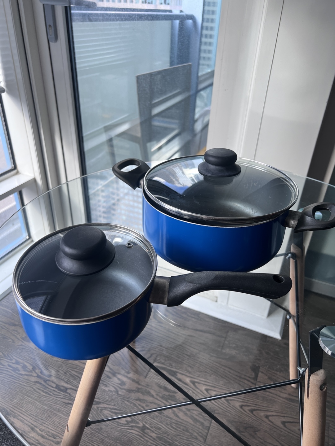 Cookware Set with Glass Lids