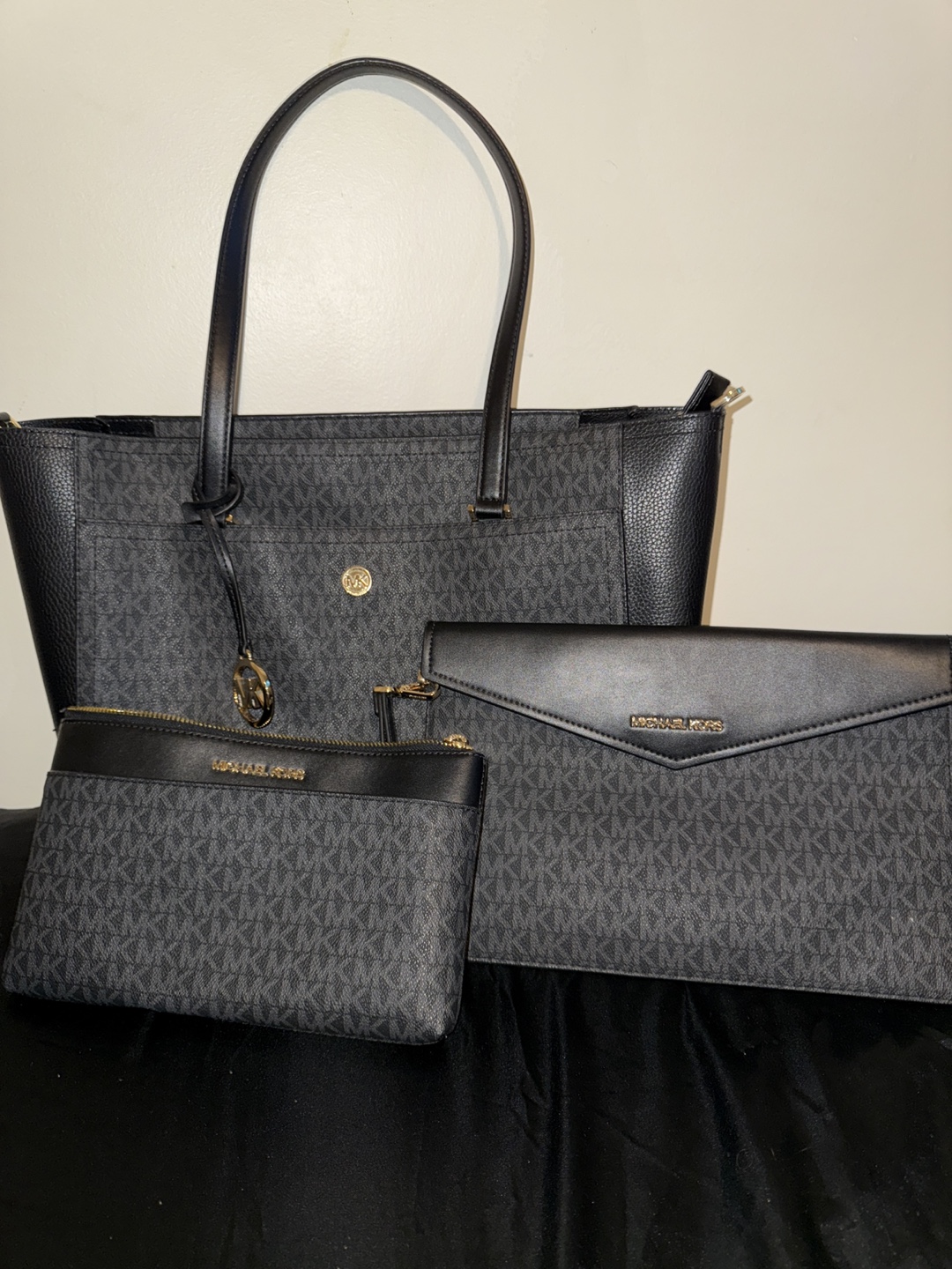 Michael Kors Maisie 3-in-1 Large Logo Tote Bag - photo 3