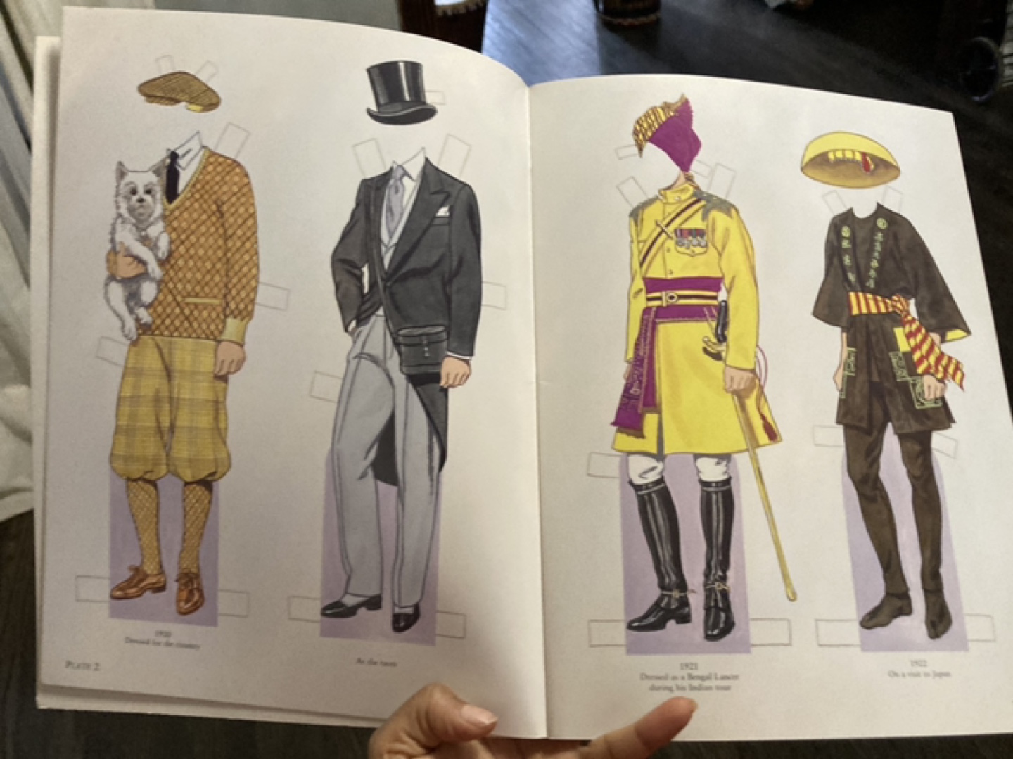 Duke and Duchess of Windsor Fashion Paper Dolls in Full Color - photo 3