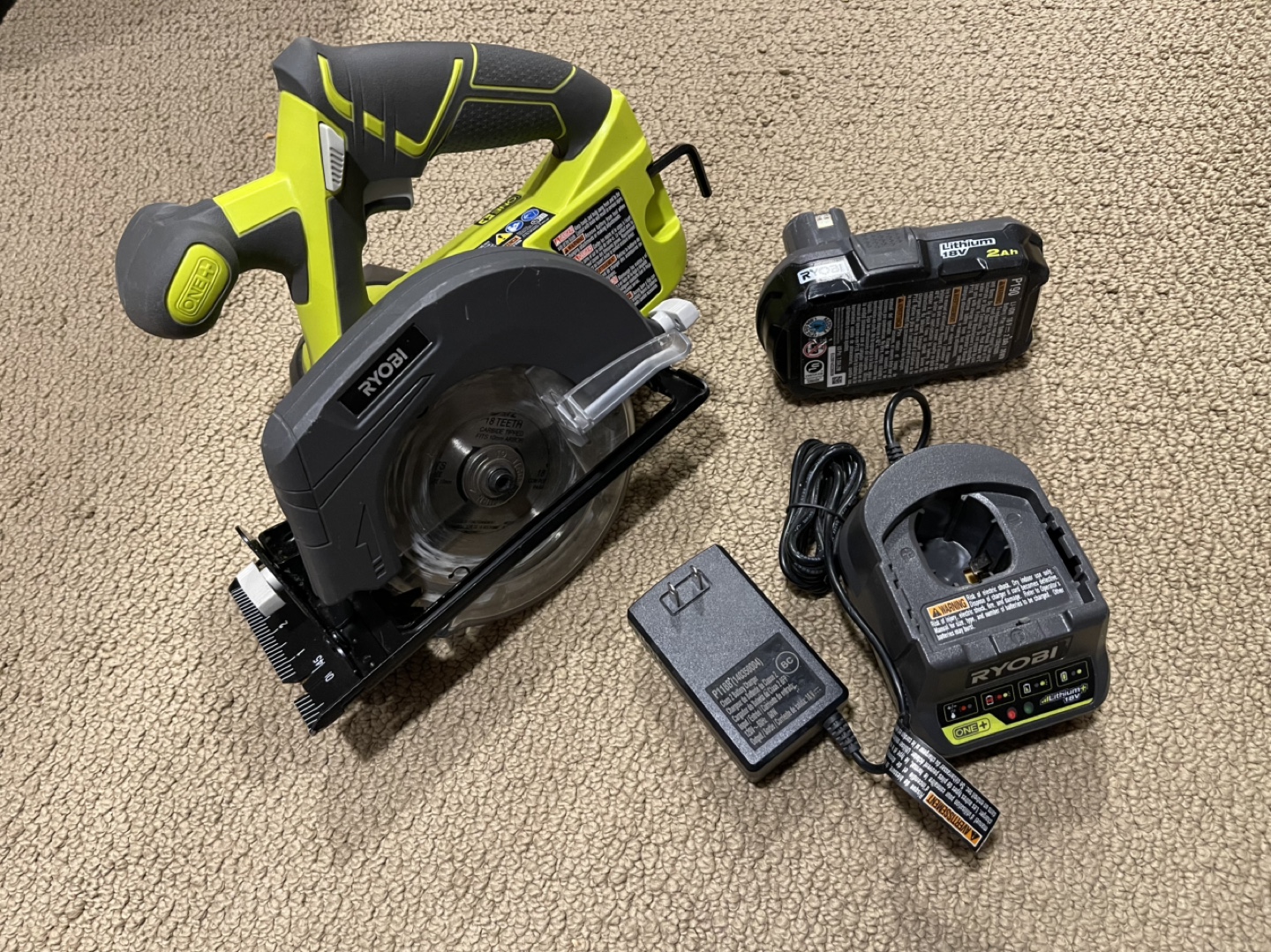 Ryobi 18v cordless 5 1/2 Inch circular saw + battery