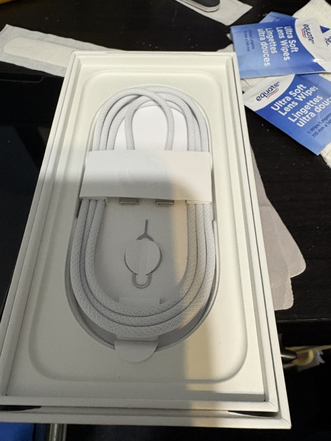 iPhone 15 Black - 128GB - photo 3