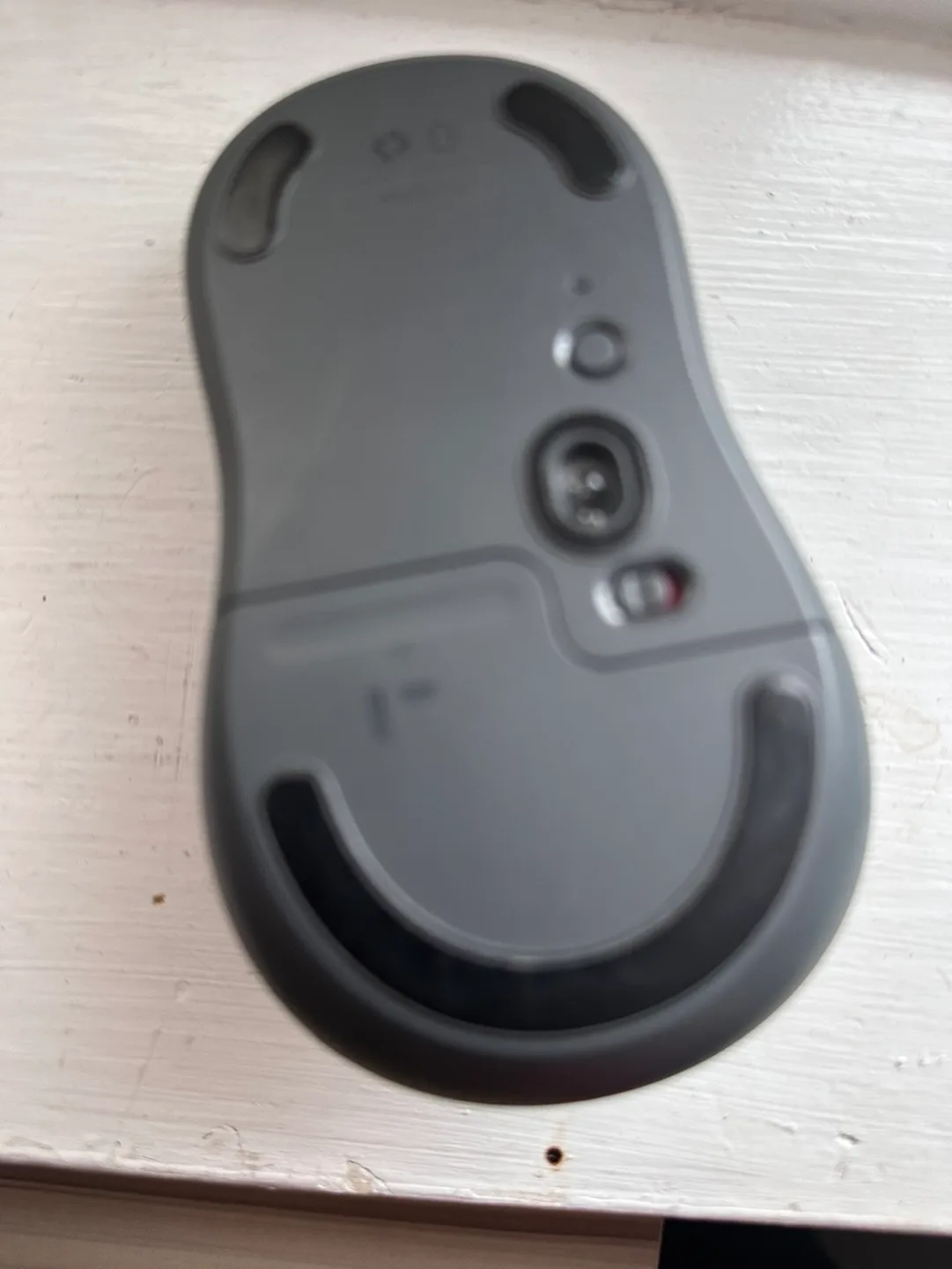 Logitech Wireless Mouse image indicator(3)