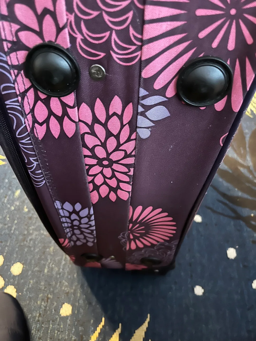 Frenzy Rolling Suitcase image indicator(2)