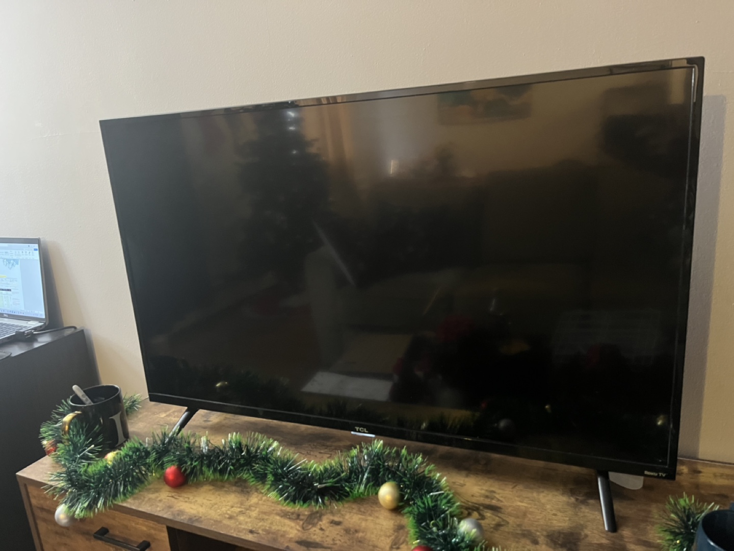 TCL 43 Inch Smart TV - photo 2
