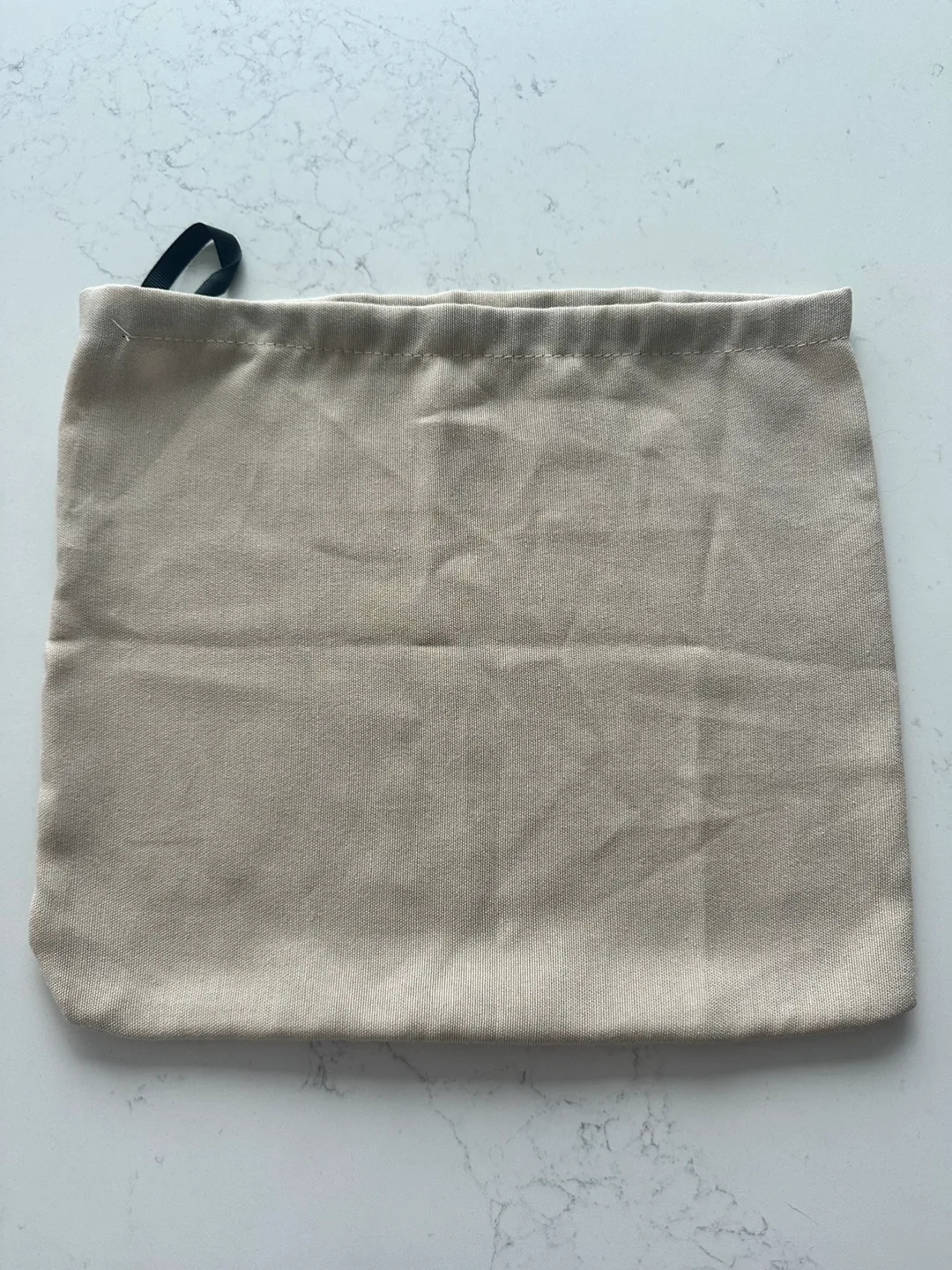 Gucci Dust Bag image indicator(2)