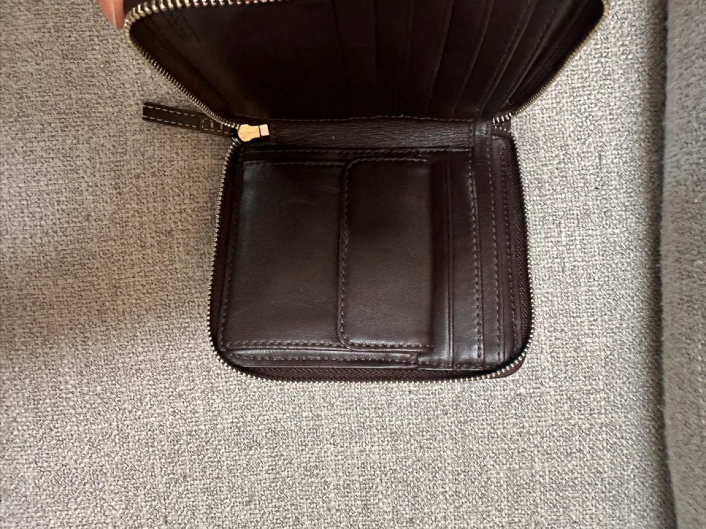 Coach Zip Around Wallet image indicator(5)