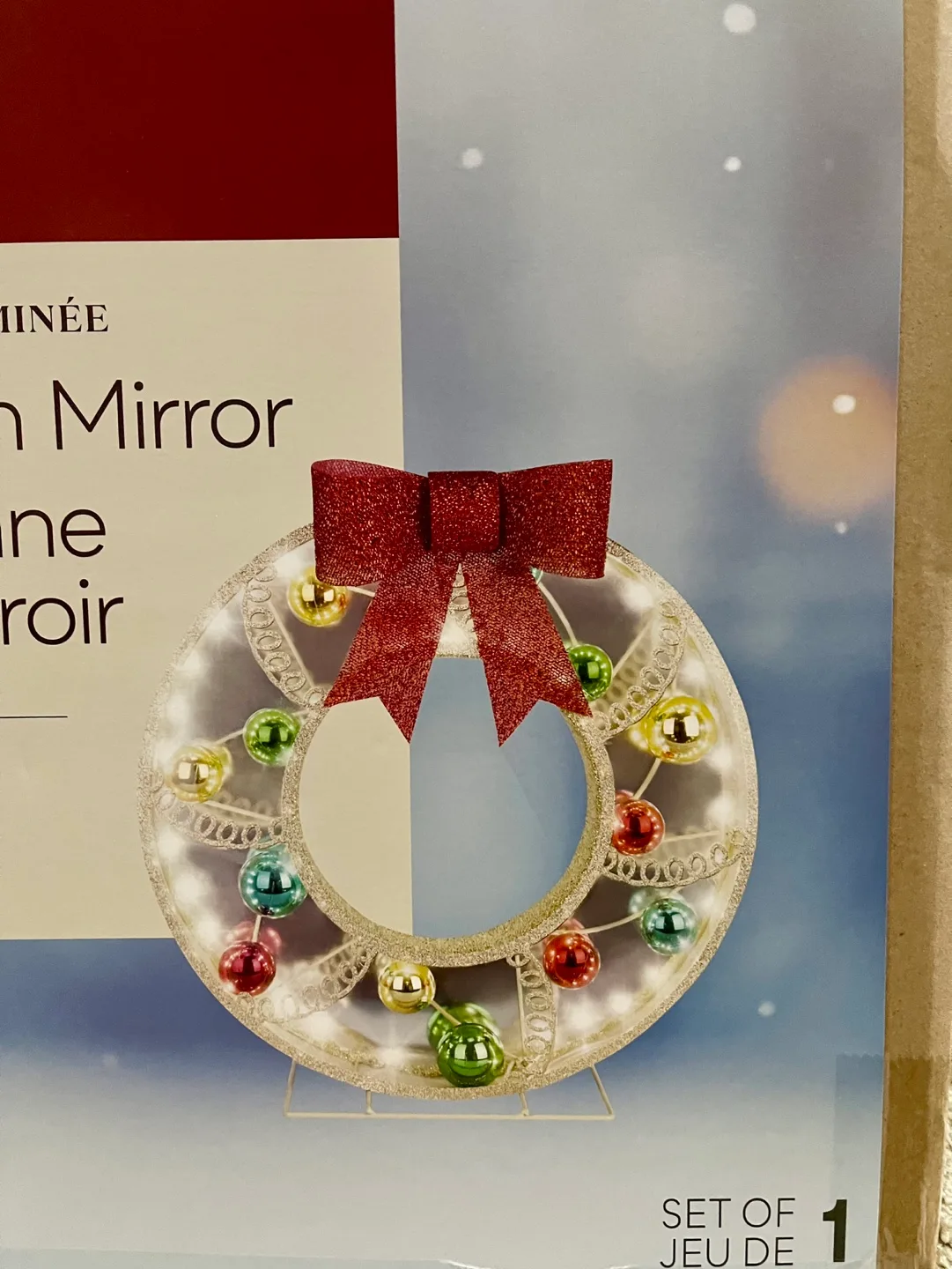 Lighted Wreath with Mirror image indicator(2)