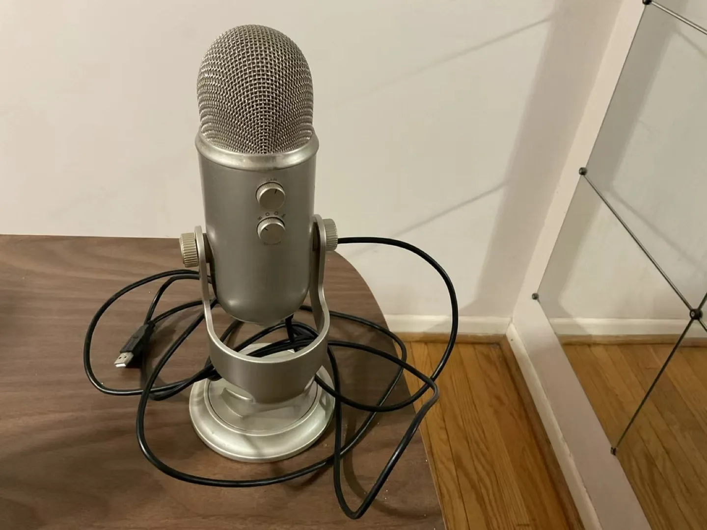 Blue Yeti USB Microphone image indicator(2)