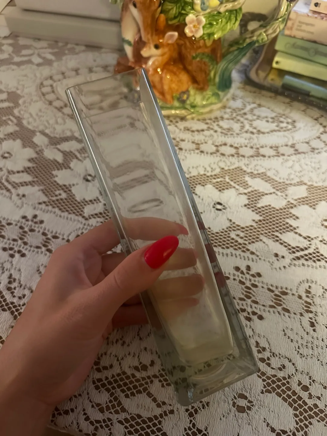 Two Glass Vases image indicator(3)