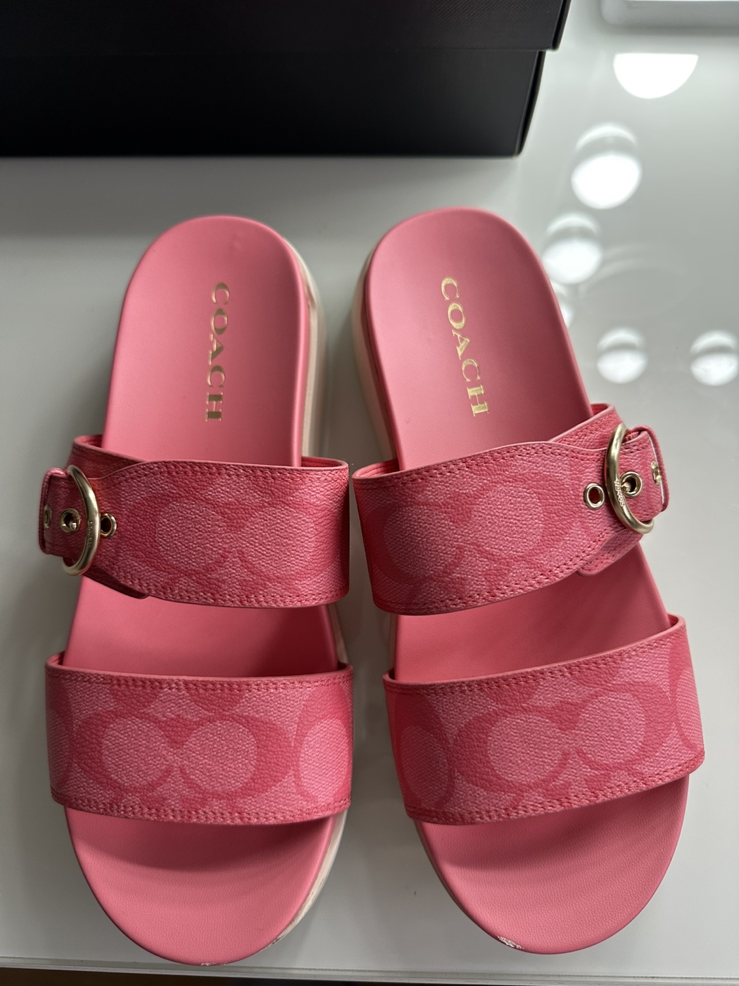 Coach Pink Buckle Sandals - photo 2