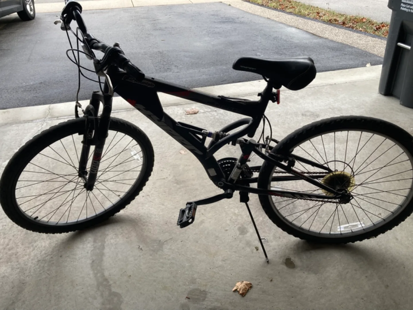 Hyper Bear Mountain Mountain Bike image indicator(4)