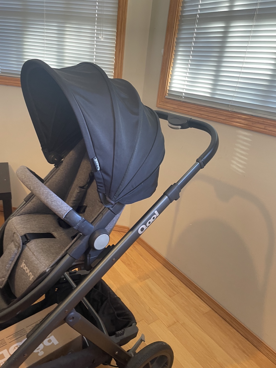 Joovy Zoom 360 Ultralight Stroller.Moving Sale - photo 2