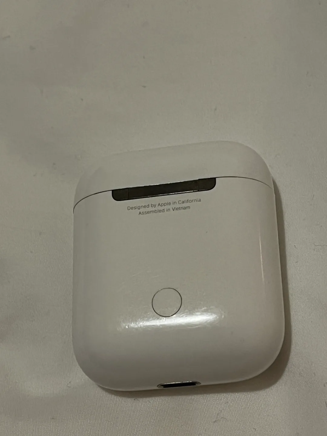 Apple AirPods 1st/2nd Gen Charging Case image indicator(2)