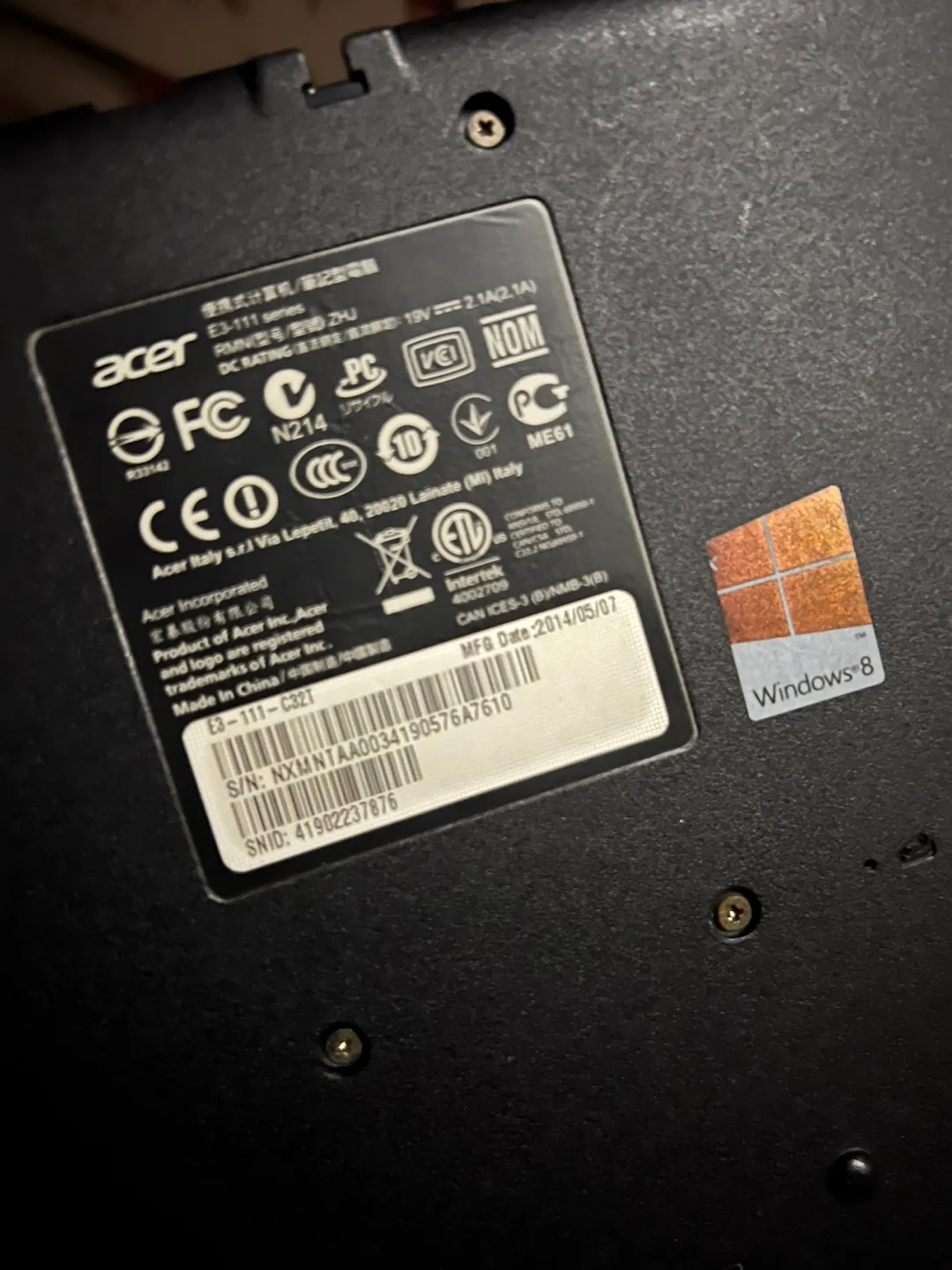 Acer Aspire E3-111-C21 Laptop image indicator(2)