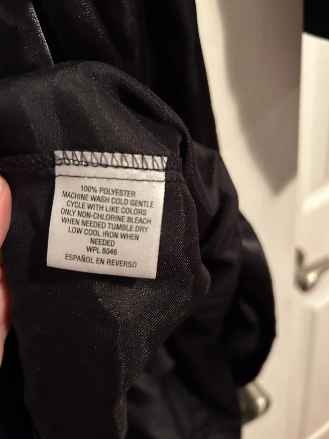 Black Satin Robe - Size L/XL image indicator(4)