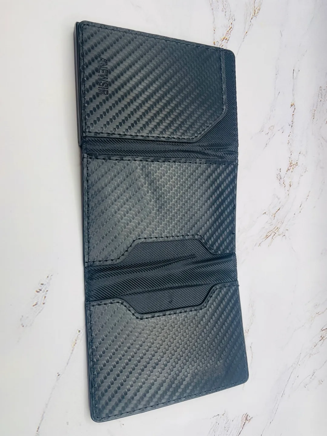 Black Carbon Fibre Slim Wallet image indicator(2)