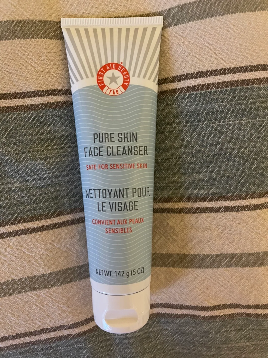 First Aid Beauty Pure Skin Face Cleanser thumbnail