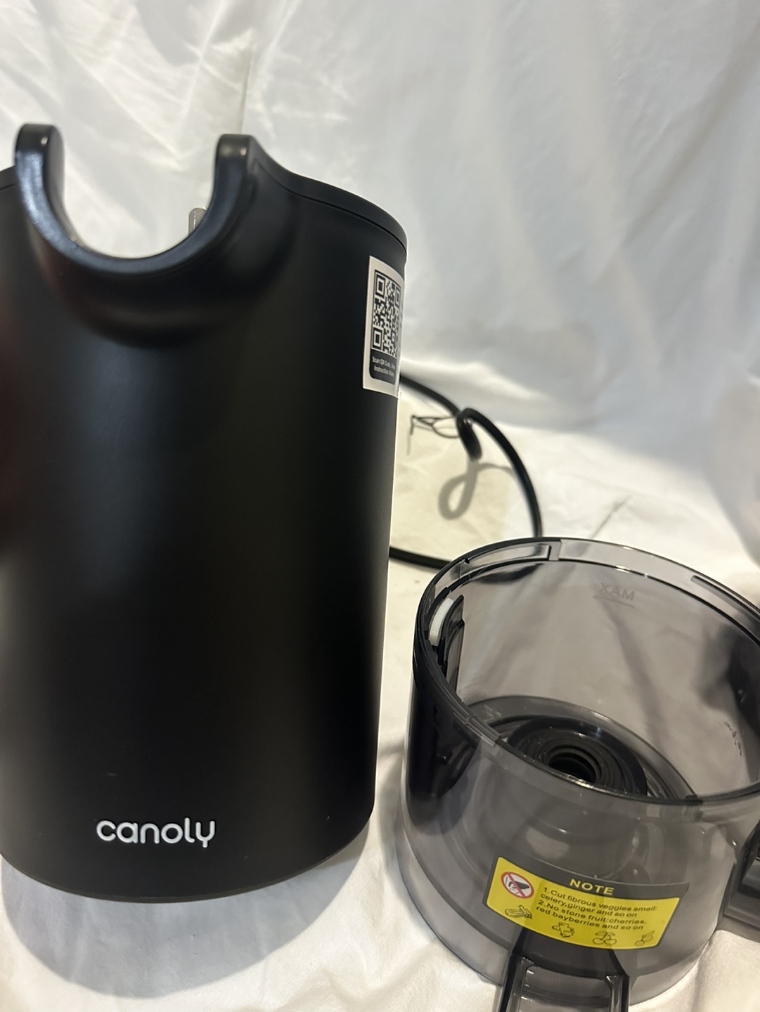 Canoly Juicer