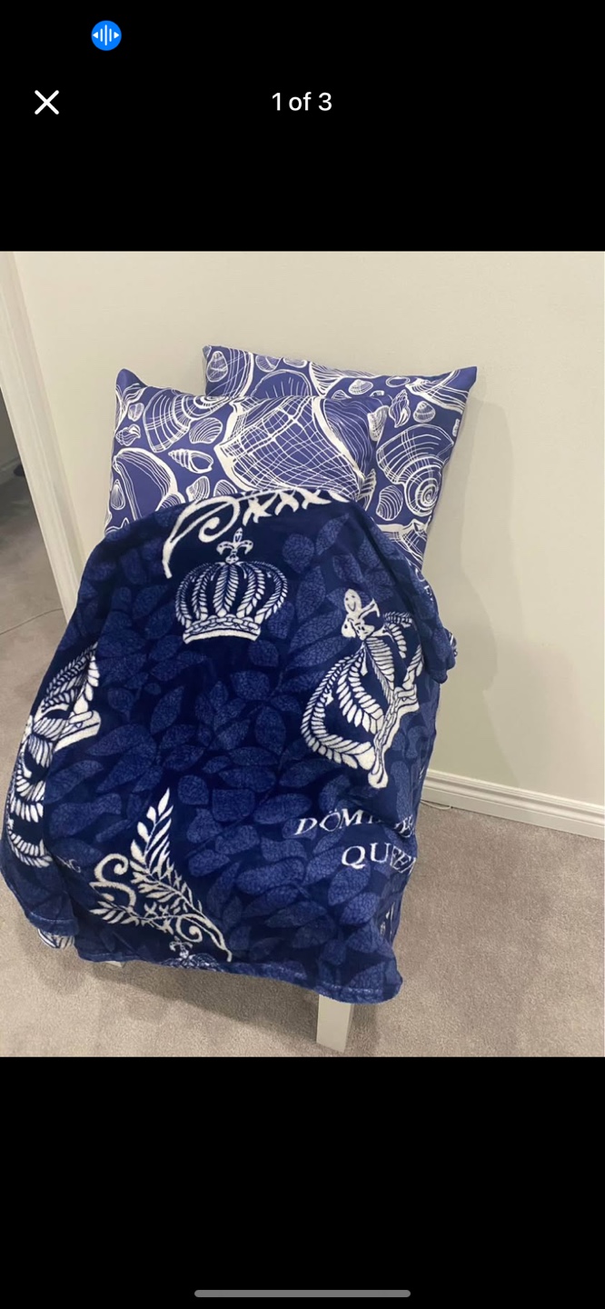 Blue and White Throw Blanket with 2 Matching Pillows - photo 3